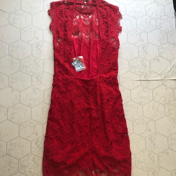 Free People Daydream Lace Dress in Cherry NWT - Picture 7 of 15